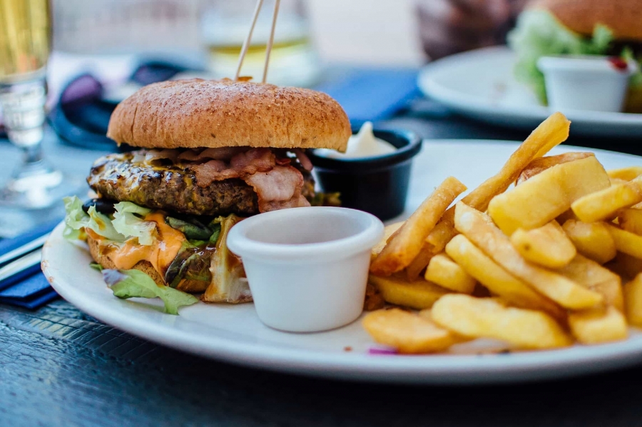 Les avantages du menu QR Code pour votre restaurant ou votre bar